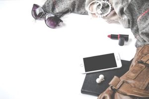 The New Vintage: Digital Archives in Fashion History
