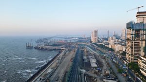 Smart City Living: Connected Communities Growing